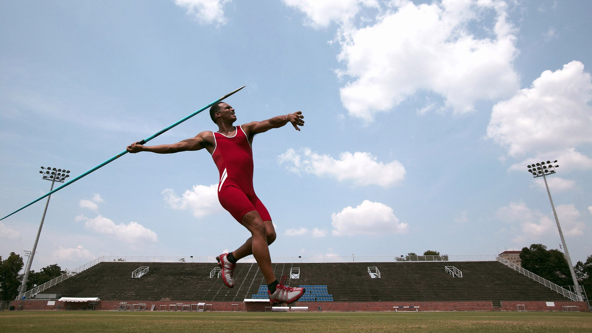 智能设备:让赛场变得更高效、更公平,赛事智能化